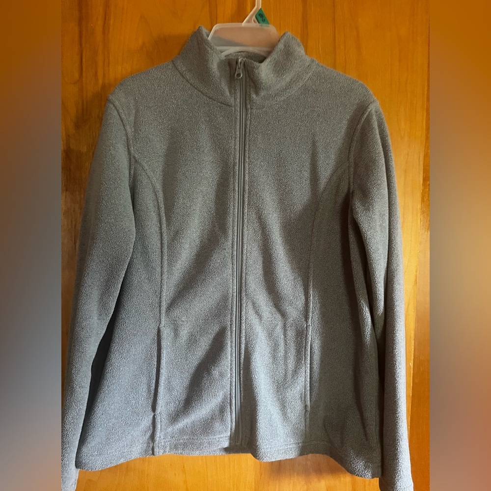 Cabela’s Women's Gray Fleece Jacket